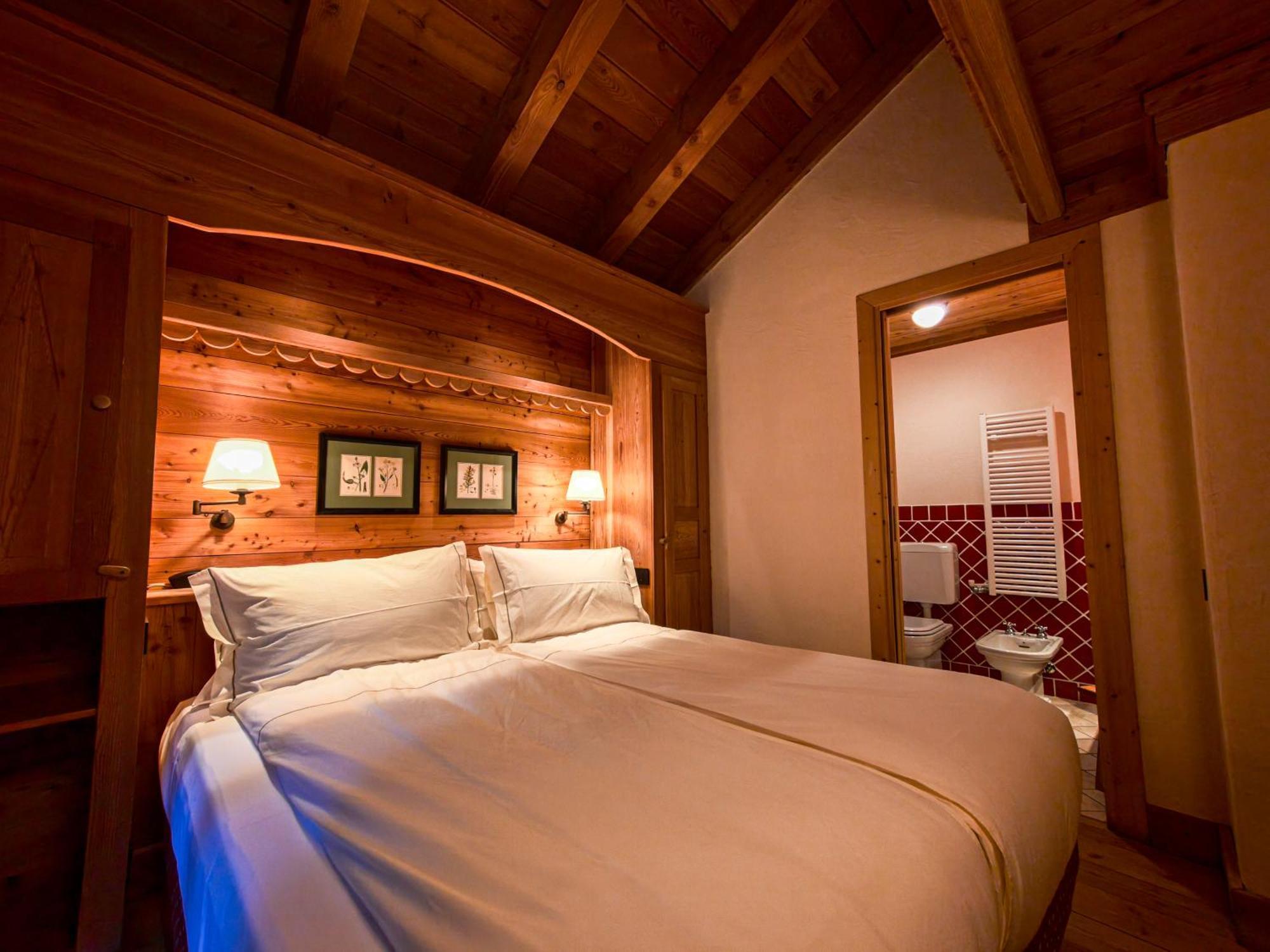 Hotel Breithorn Champoluc Exterior foto
