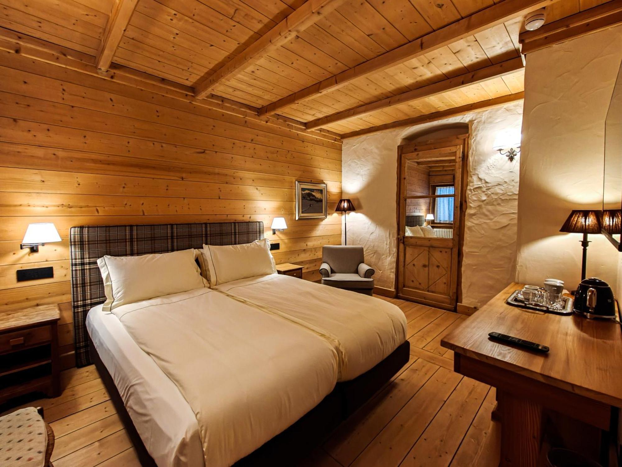 Hotel Breithorn Champoluc Exterior foto